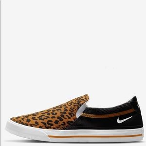 Brand New Nike Court Legacy Slip-on🔥🔥